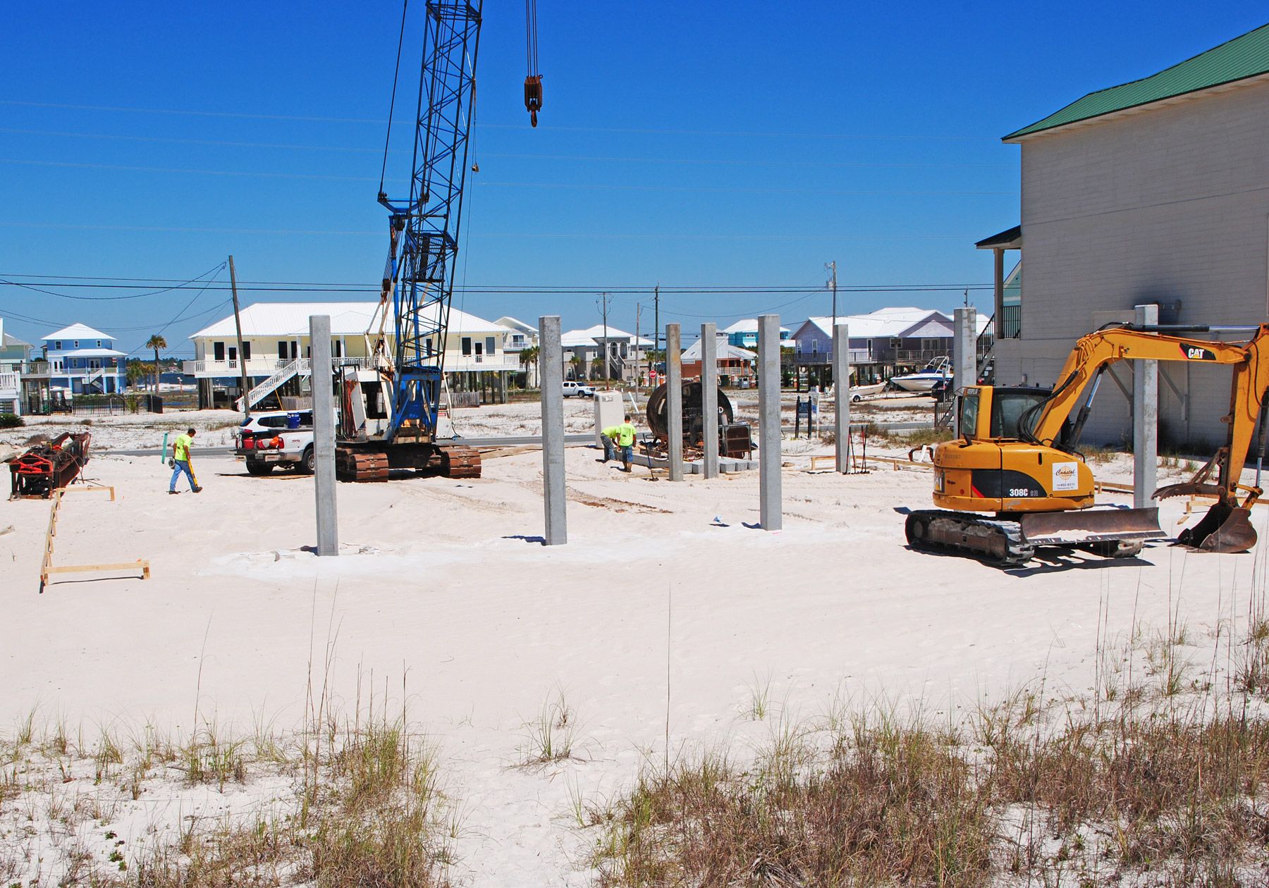 Antinnes piling home on Navarre Beach by Acorn Fine Homes