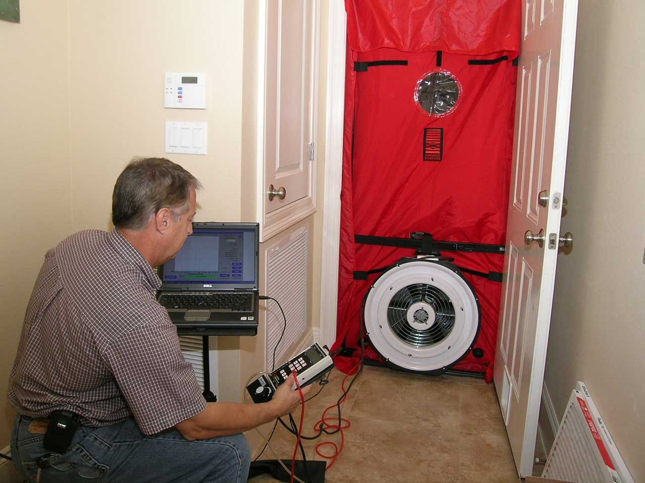 Air leakage testing by Acorn Fine Homes