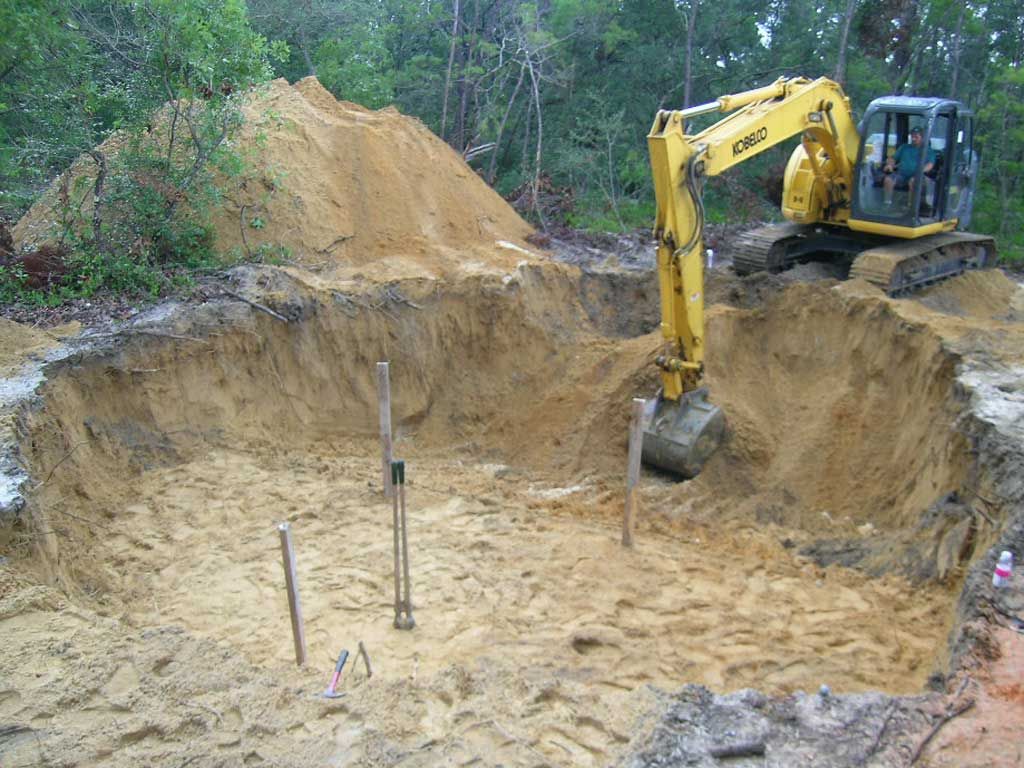 digging a pool in holley by the sea