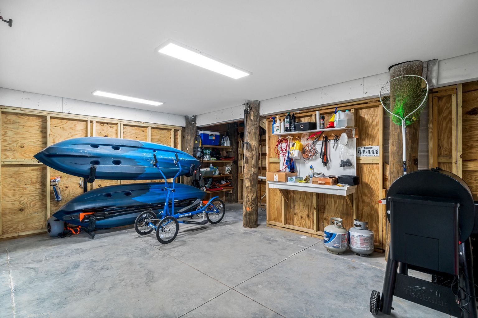 Walker piling home in Navarre Beach by Acorn Fine Homes