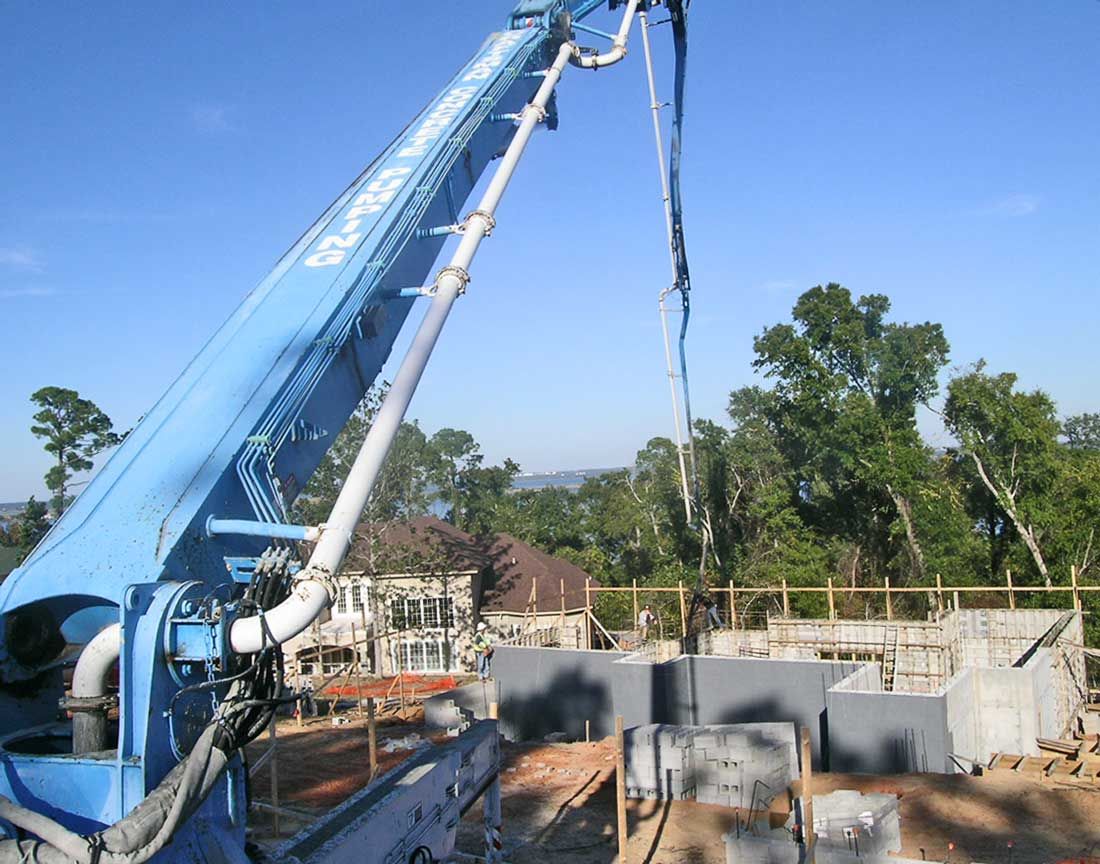 concrete boom pump