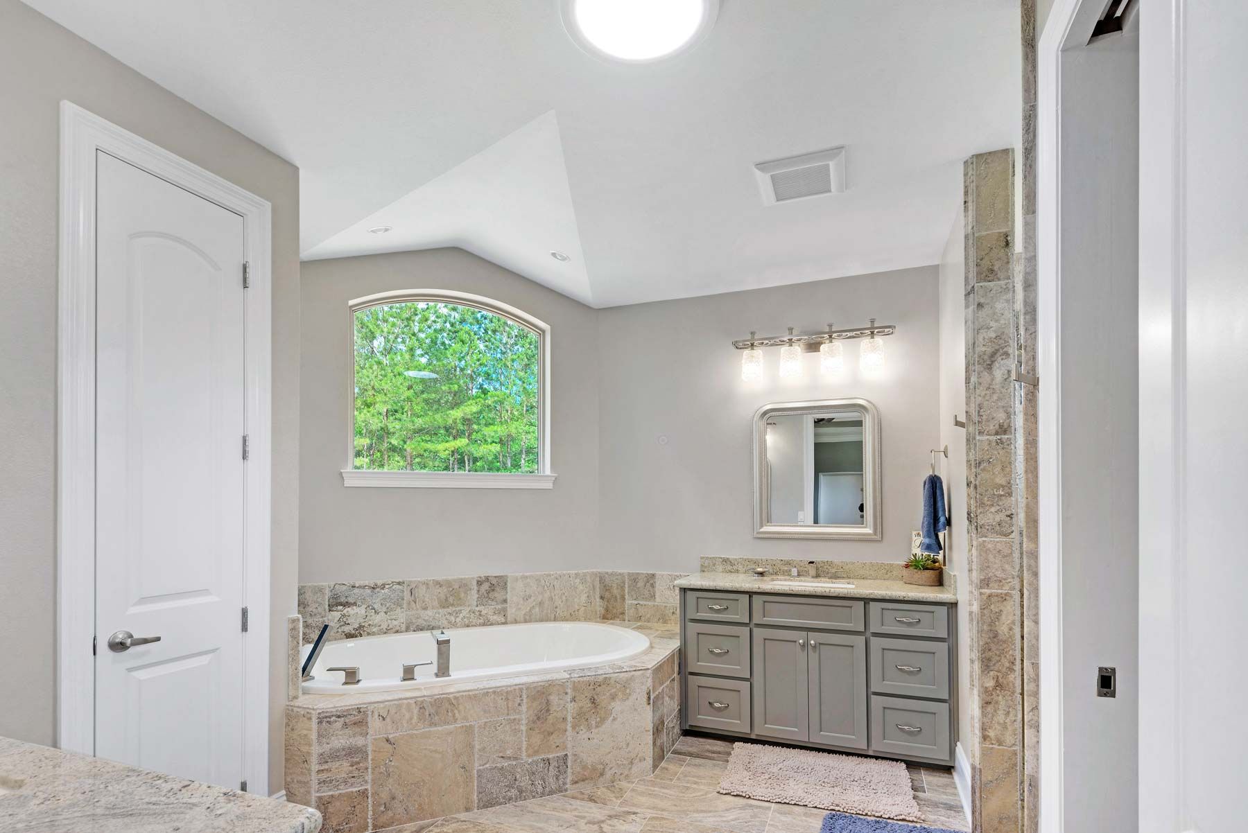 Solatubes & skylights by Acorn Fine Homes in Molino